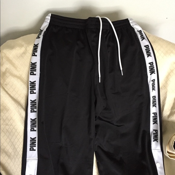 New VSPink Track Pants - Picture 2 of 3